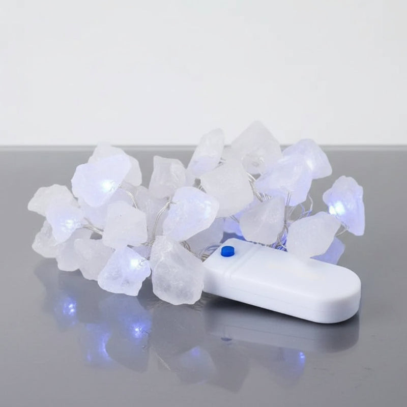 guirlande pierre de sel Transparent Quartz sur tête de lit bohème zen