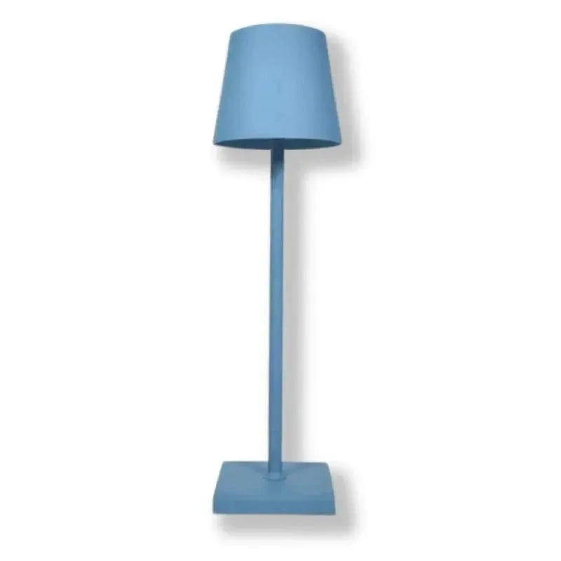 Lampe de chevet sans fil design pour chambre enfant fond blanc