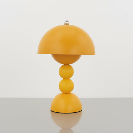 Lampe veilleuse champignon italienne jaune fond blanc