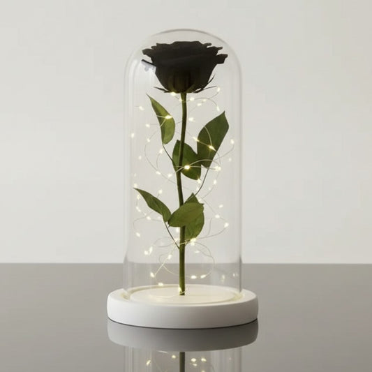 rose éternelle noire sous cloche en verre élégante déco