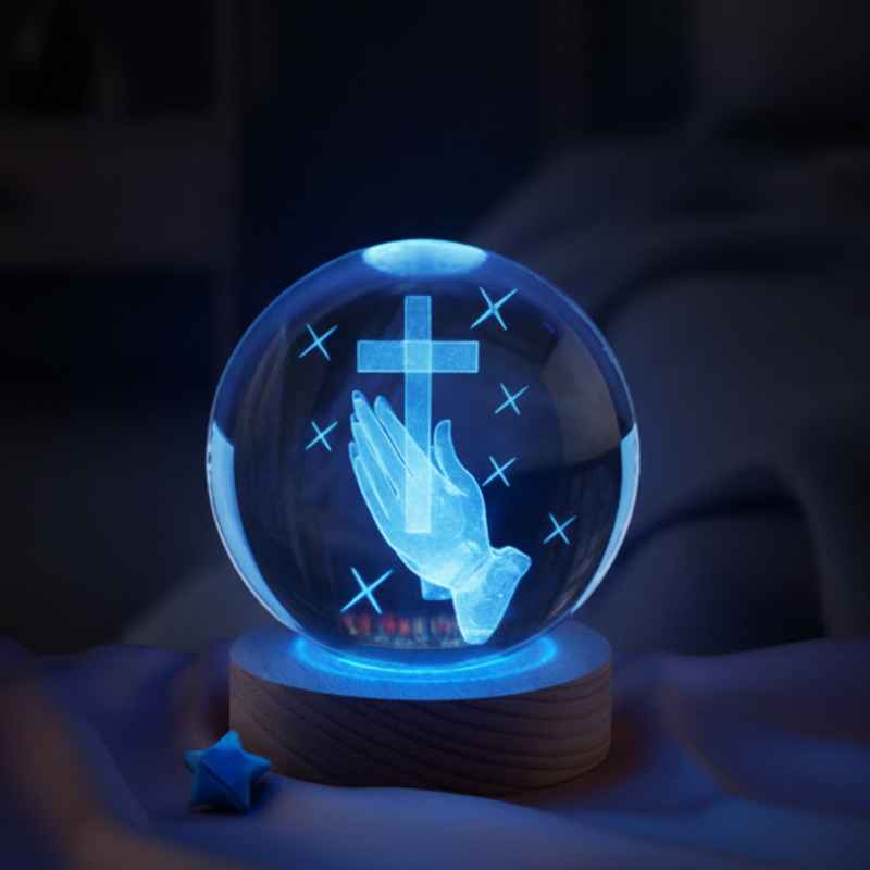 Veilleuse Boule Cristal 3D - Mains Priant Jésus - LED USB